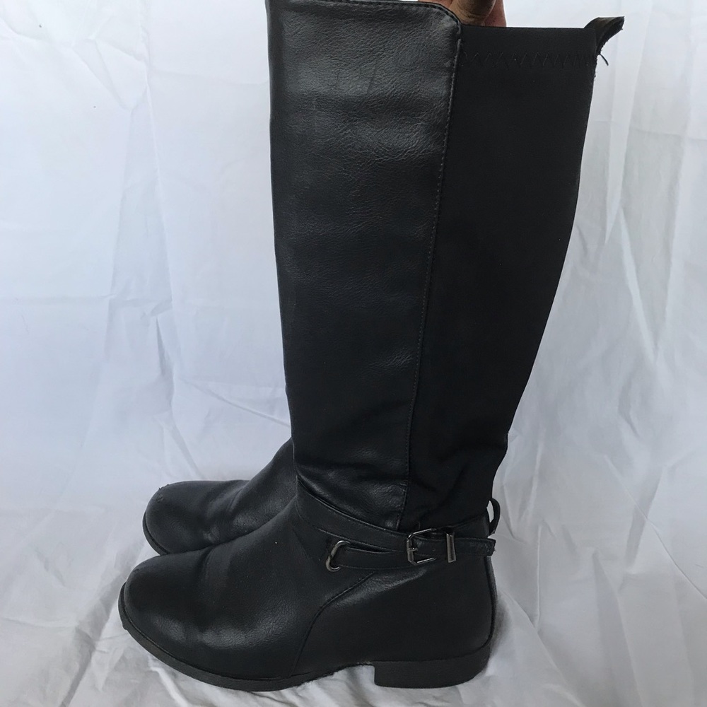 Black Boots